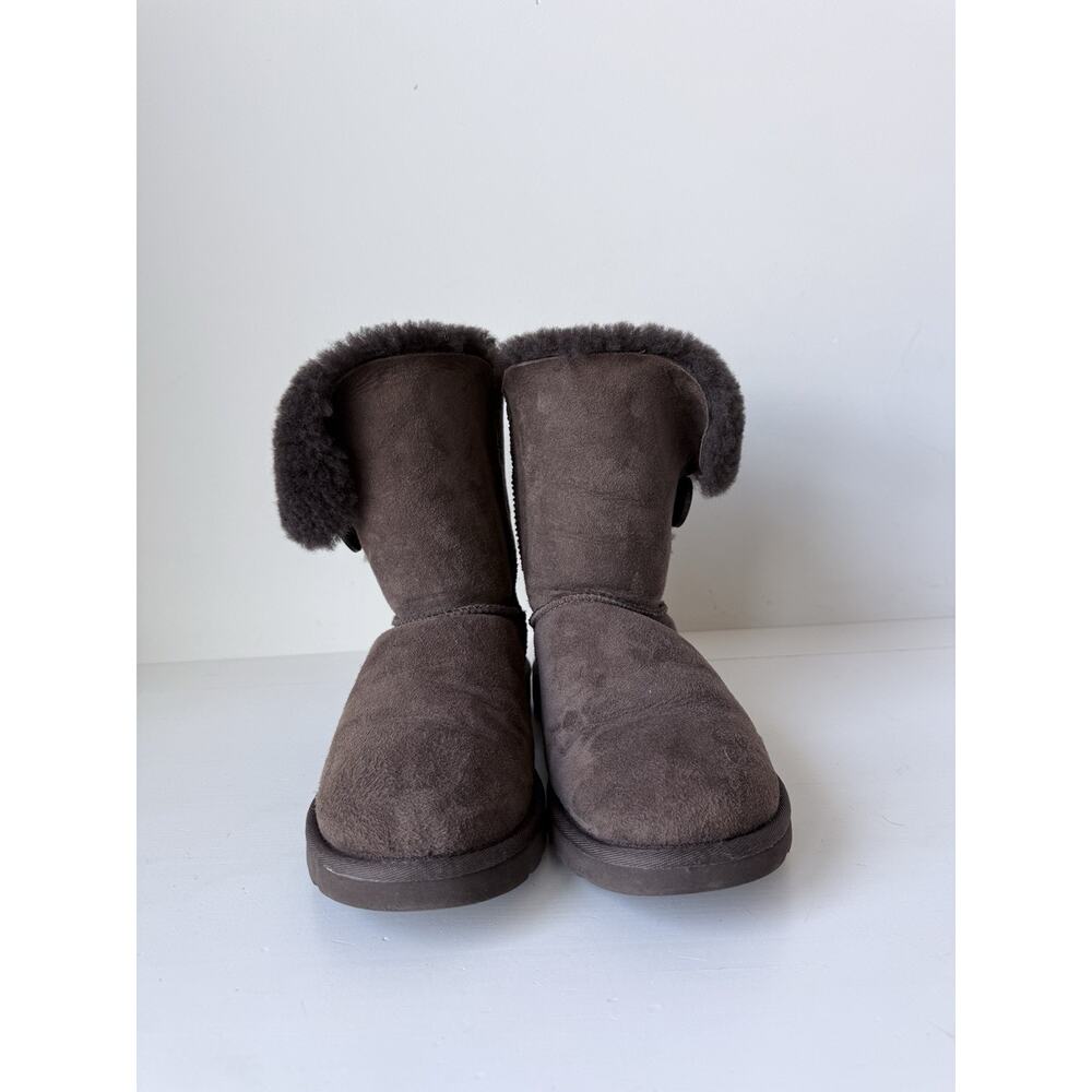 Ugg Australia Bailey Button II Ankle Sheepskin Boots Brown Women’s Size 8 - Picture 3 of 14